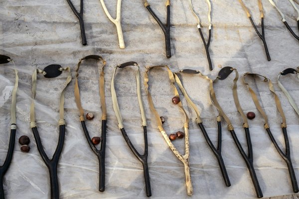 Lance pierre 100 joules : un outil de chasse et de pêche de haute technologie